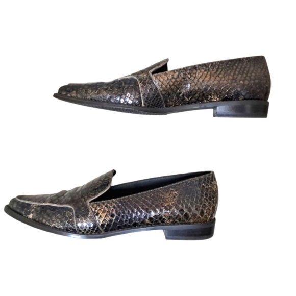 Stuart Weitzman Bronze Snakeskin Loafers Womens 9M - Picture 4 of 16